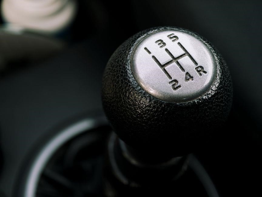 how long does it take to learn manual driving